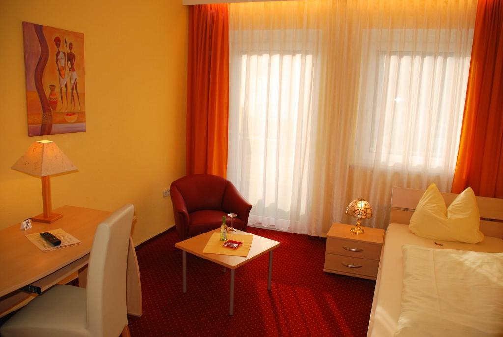Hotel Heissinger Бад Бернек им Фихтелгебирге Стая снимка