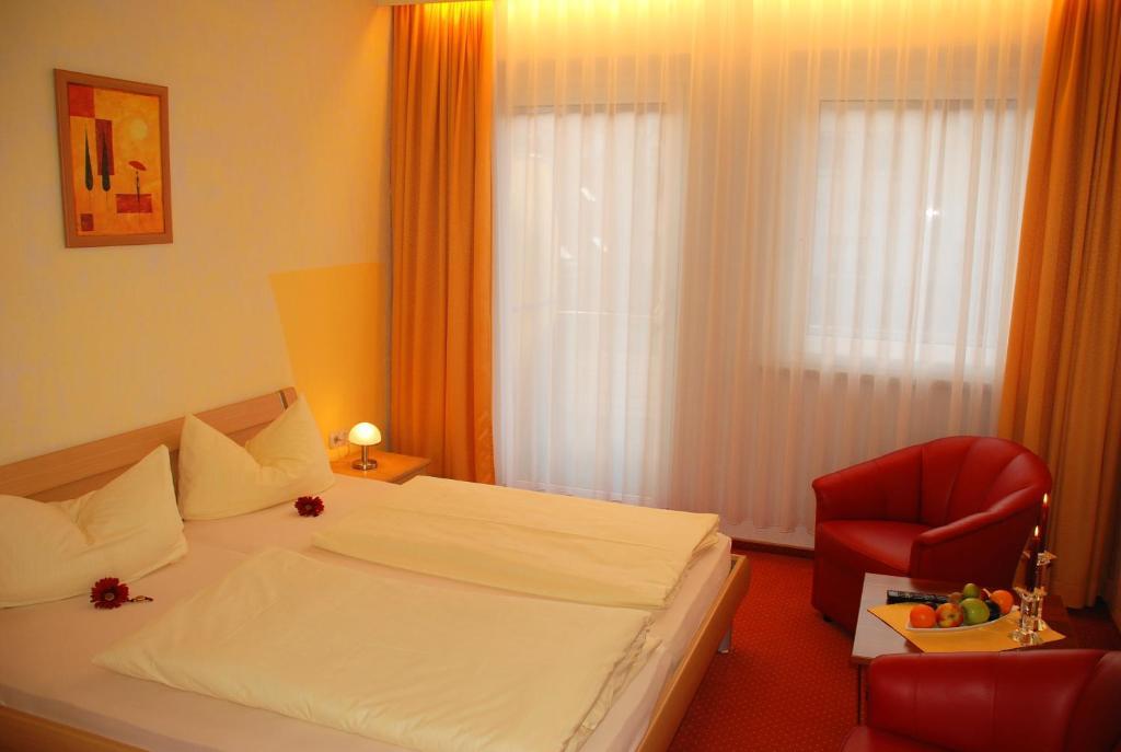 Hotel Heissinger Бад Бернек им Фихтелгебирге Стая снимка