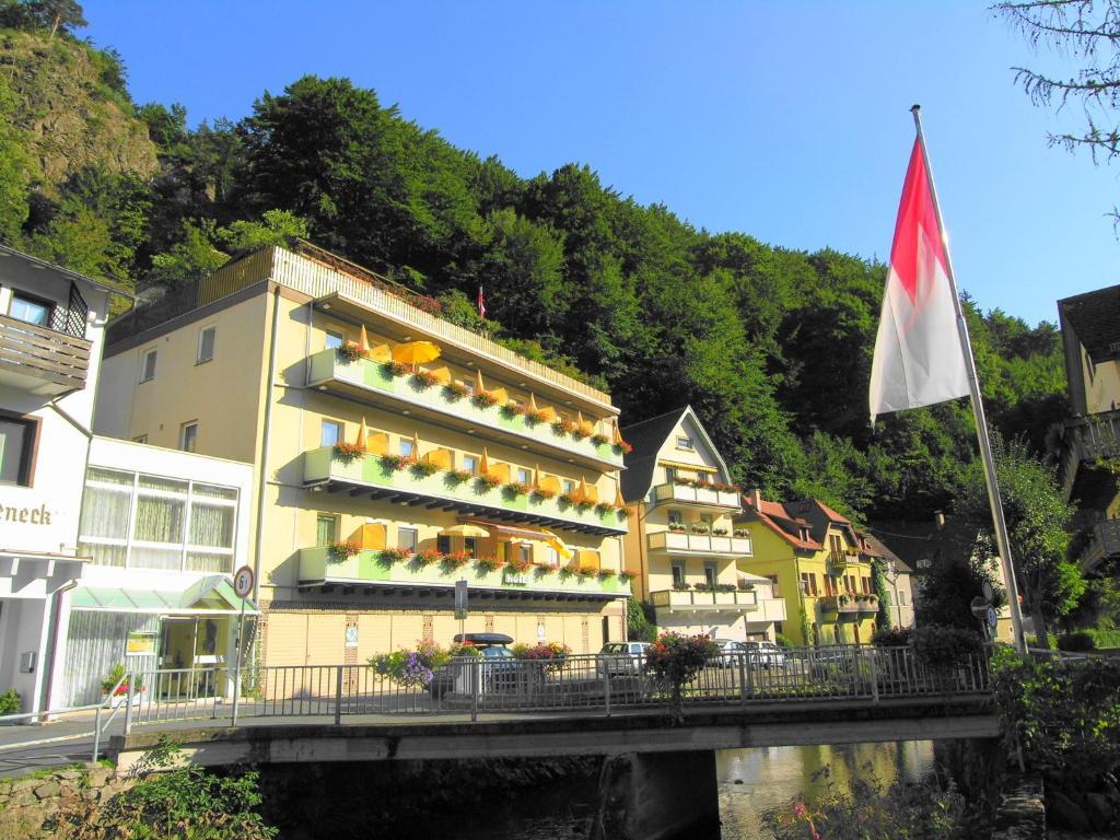 Hotel Heissinger Бад Бернек им Фихтелгебирге Екстериор снимка